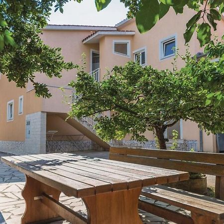 Apartmani Valdebek Pula Luaran gambar